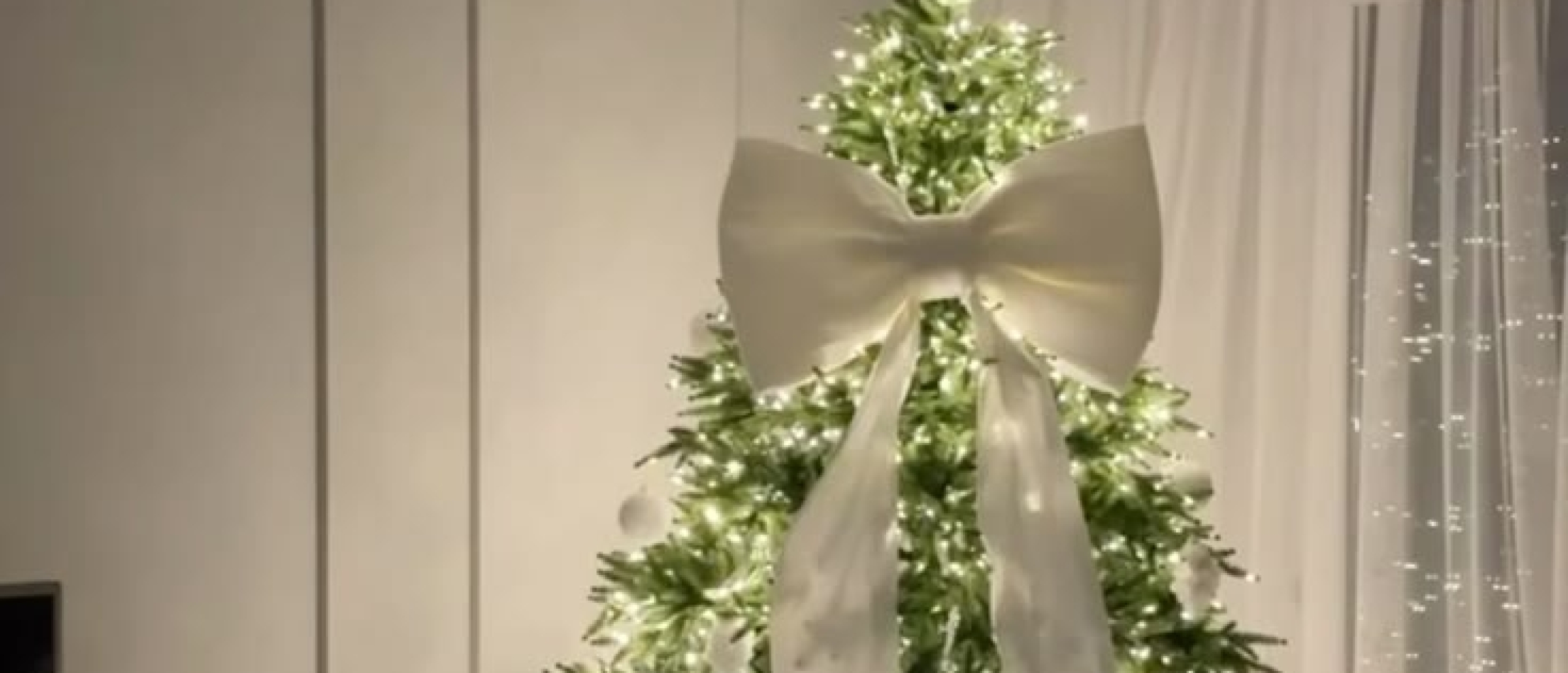 XXL kerstrik maken? Twee waanzinnige DIY’s voor een luxe, grote kerststrik