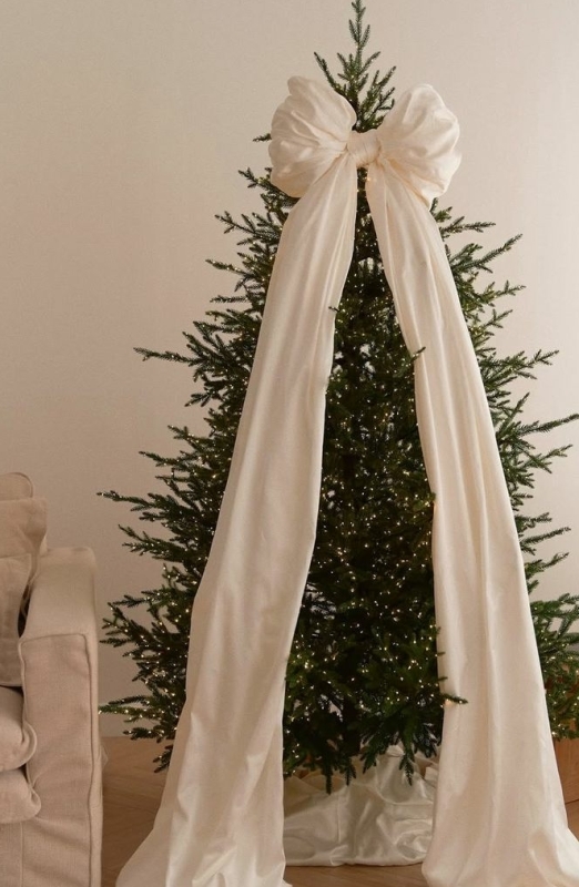 Grote fluffy kerststrik DIY met binnenkussen