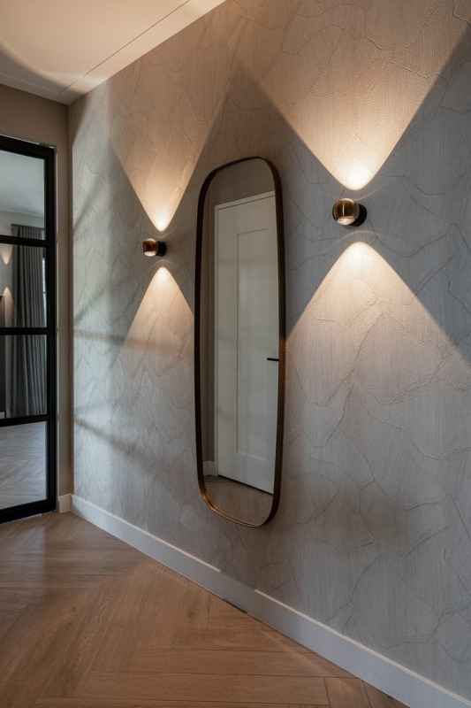 Beige behang in je hal