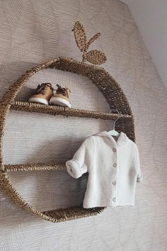 beige behang voor de babykamer: Elisa zand behang van Kwantum beige behang voor de babykamer: Elisa zand behang van Kwantum