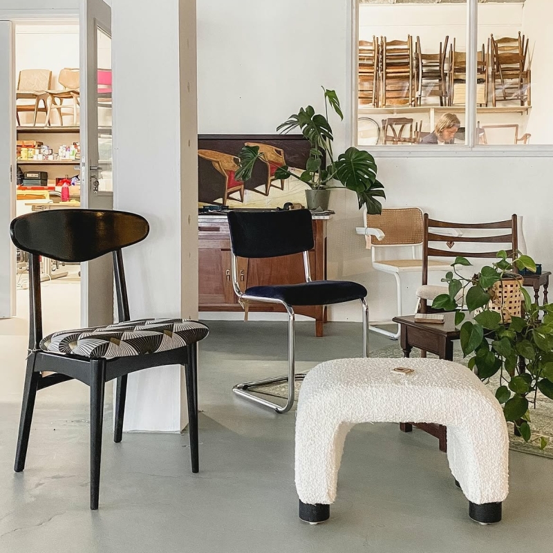 stoelen in kringloop Amersfoort Leusden