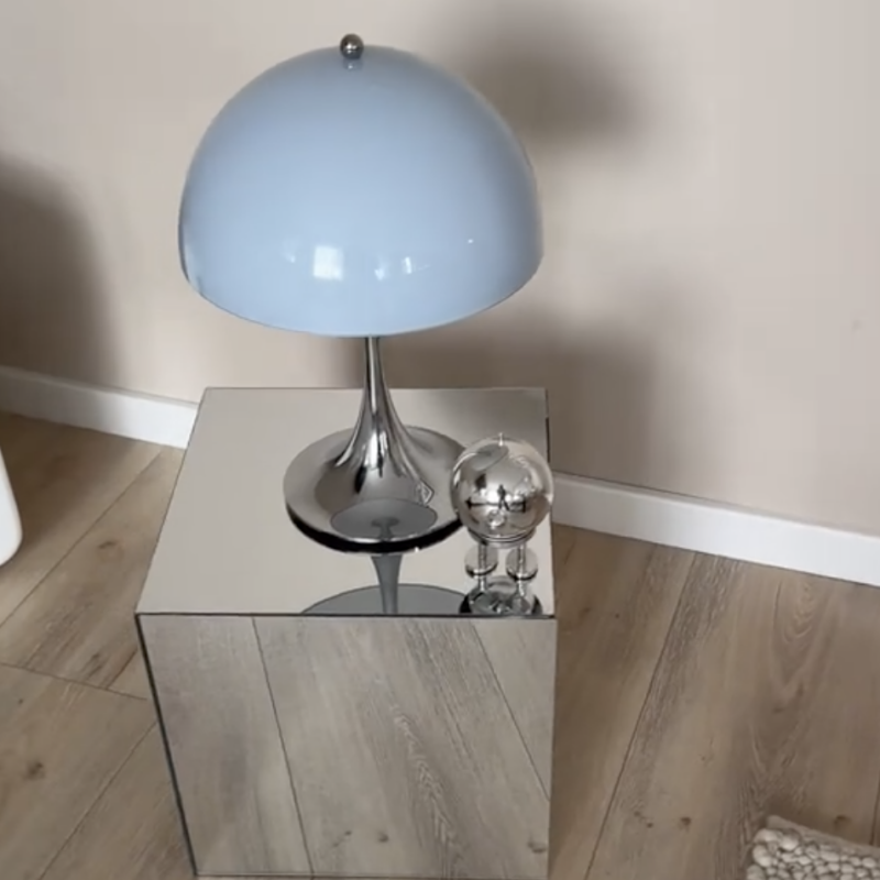 IKEA diy kubus spiegel bijzettafel IKEA diy kubus spiegel bijzettafel