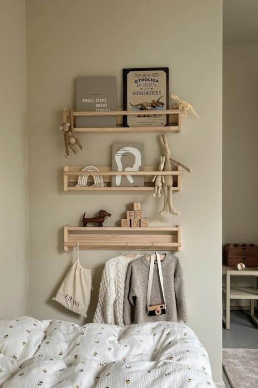 kleine babykamer inrichten: werk de hoogte in