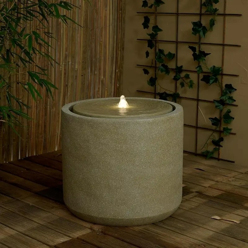 sierfontein van action met ledlicht betonlook