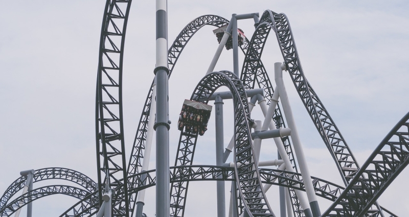 Volatiliteit en de marktbewegingen kunnen een rollercoaster zijn