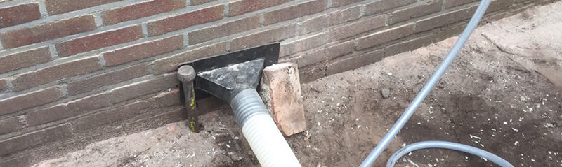 Oude spouwmuurisolatie laten verwijderen Oude spouwmuurisolatie laten verwijderen
