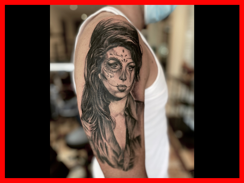 realisme tattoo portret amy winehouse