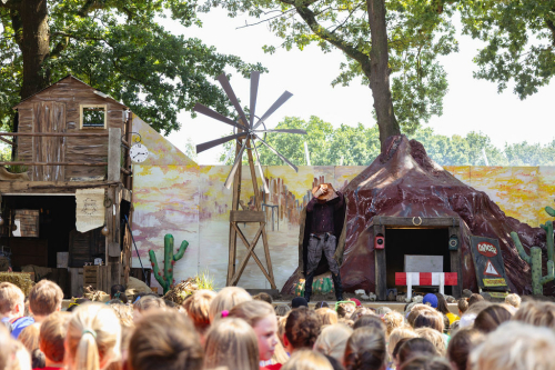 JA 2025 Openingstoneel