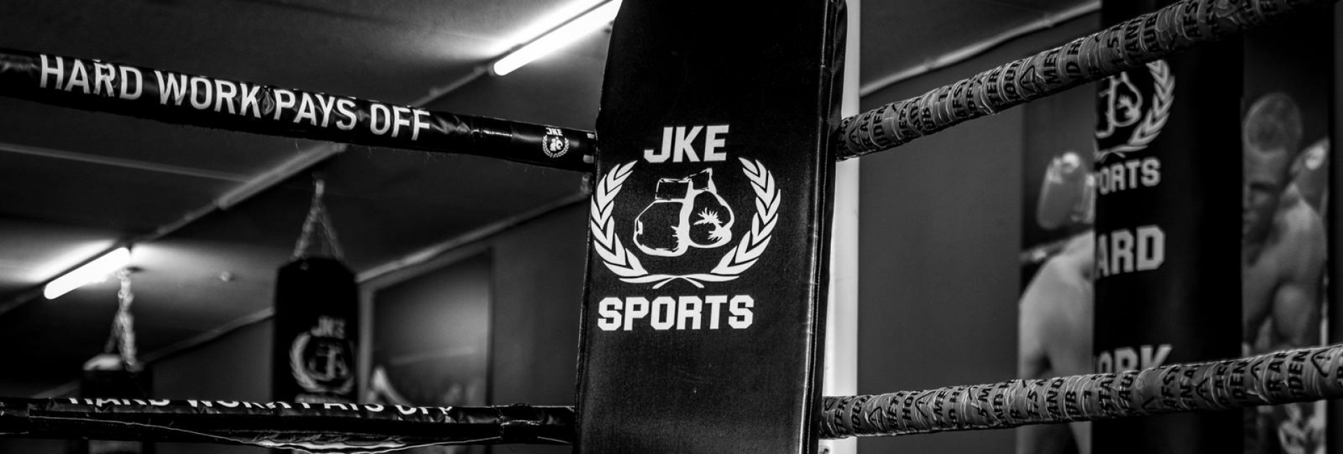 Kickboks ring sparren JKE Sports Kickboks ring sparren JKE Sports De Bilt