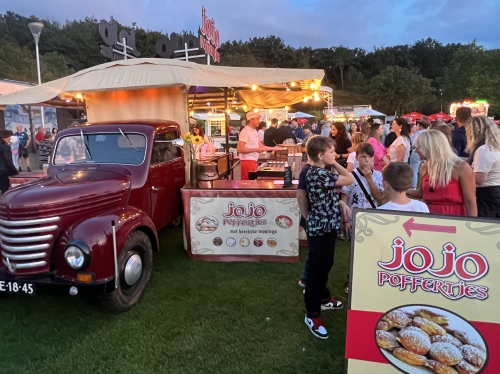 Poffertjeskraam op festival Poffertjeskraam op festival