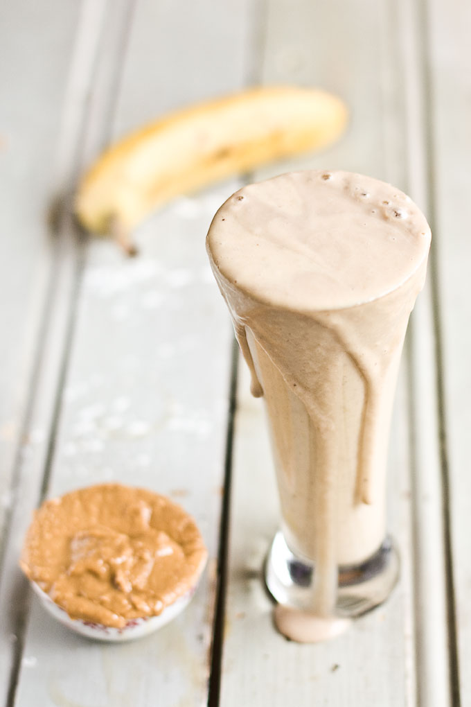 pindakaassmoothie-smoothie-banaan-ontbijt3