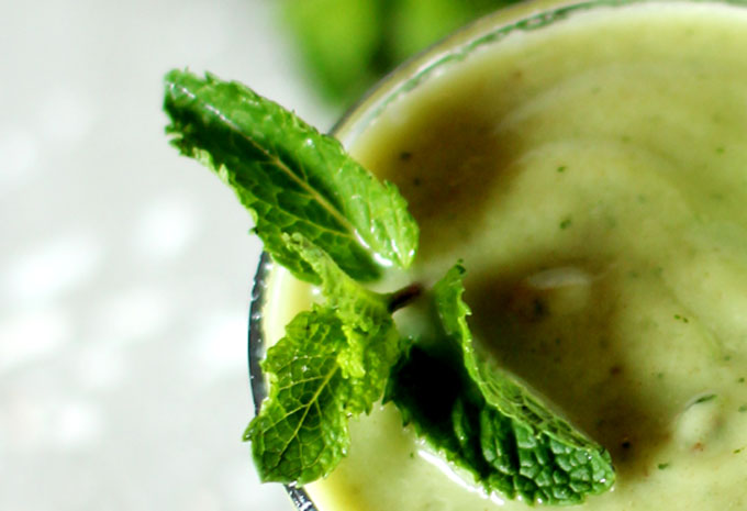 mojito-smoothie-green-vegan-mint