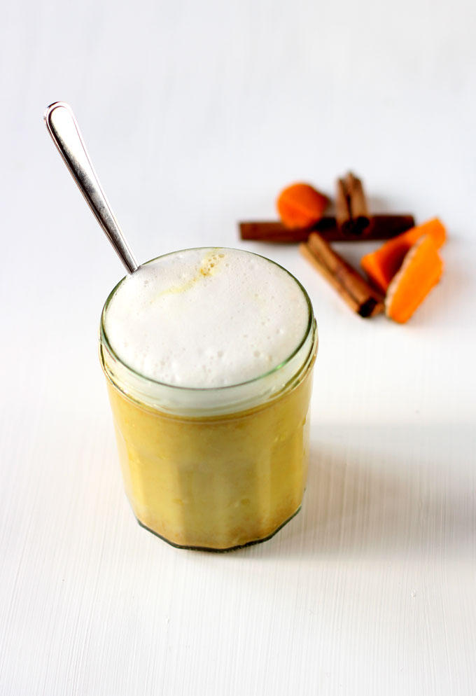 goldenmilk-vegan-latte-recipe-turmeric