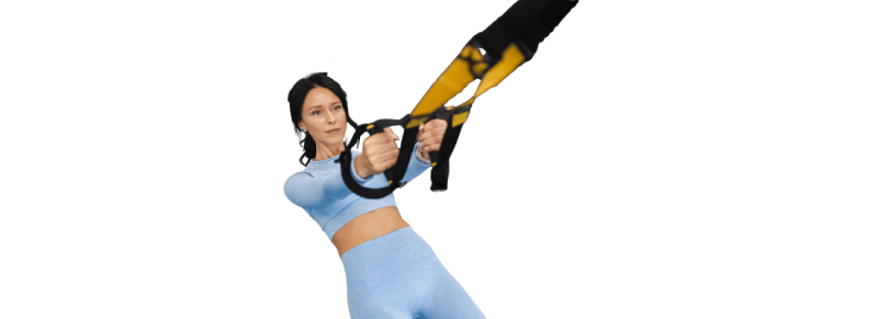 conclusie TRX vs Turnringen, vrouw die pull-up doet conclusie TRX vs Turnringen, vrouw die pull-up doet