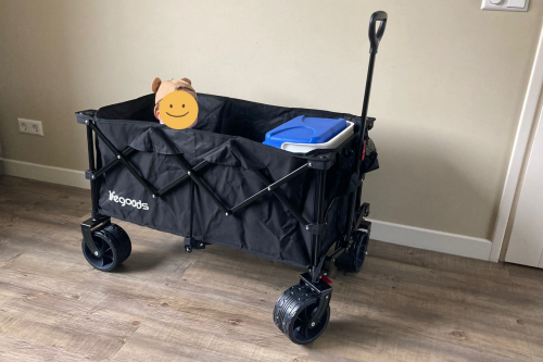 lifegoods-opvouwbare-bolderkar-100kg-01lifegoods-opvouwbare-bolderkar-100kg-XL-bolderkar-review-bolderkar-kind-strand