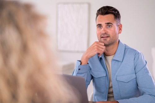 Onderliggend gevoel vinden met hypnose Onderliggend gevoel vinden met hypnose