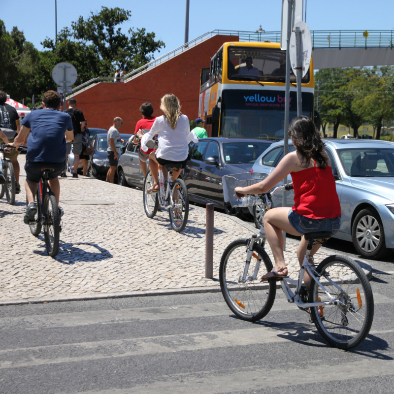 Fietsen in Lissabon met kinderen