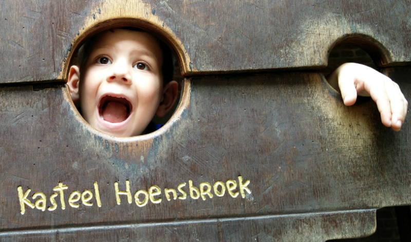 Kasteel Hoensbroek met kleine kinderen