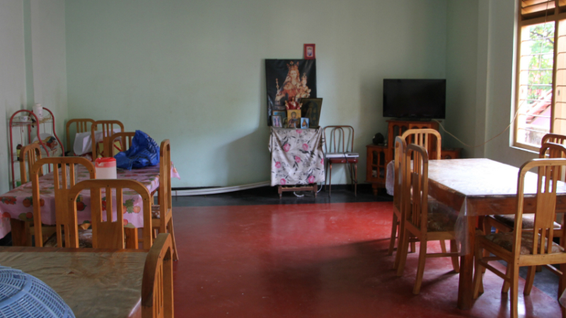 Bezoek aan kindertehuis in Sri Lanka