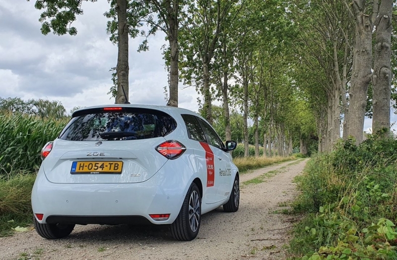 Maashorst met een elektrische auto