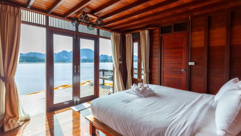 500 Rai Floating Resort Khao Sok met kids