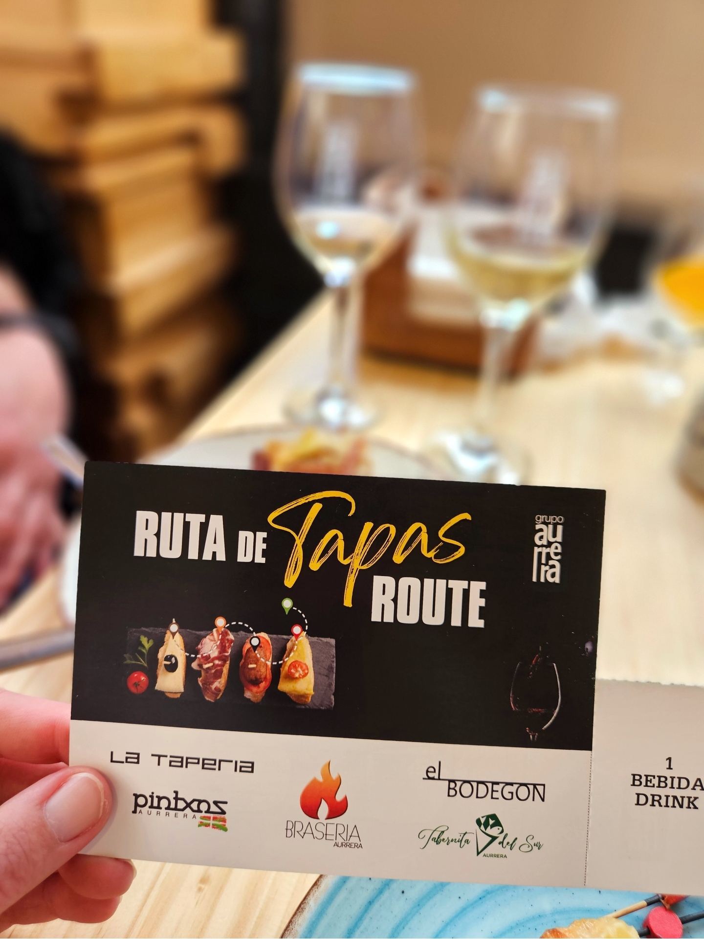 Tapas eten aan de boulevard van Benidorm Strand, boulevard en tapas eten tijdens een vakantie in Benidorm