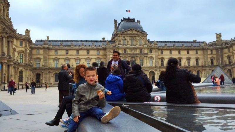 Bezoek aan het Louvre met kinderen