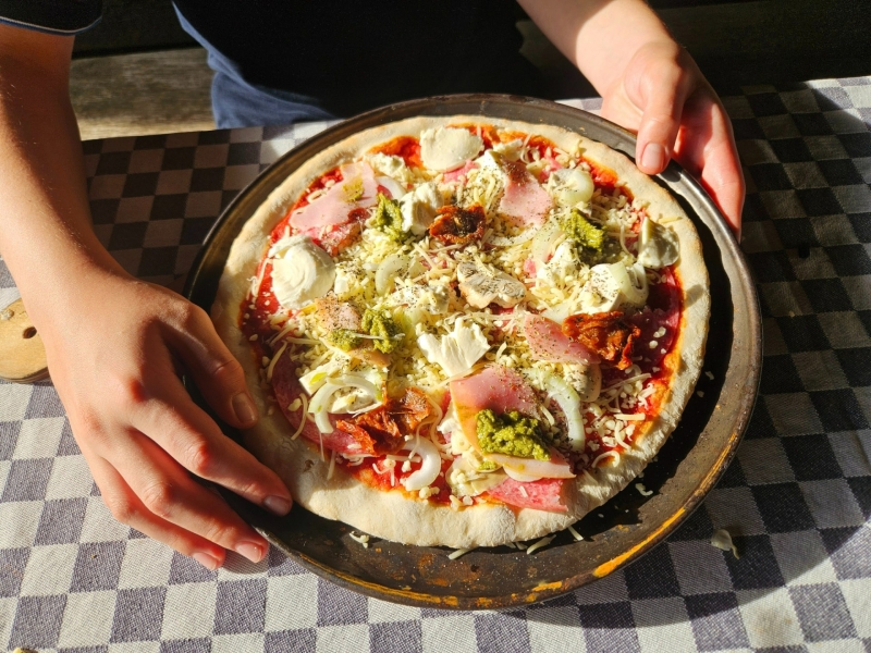 BoerenBed pizza maken met kinderen