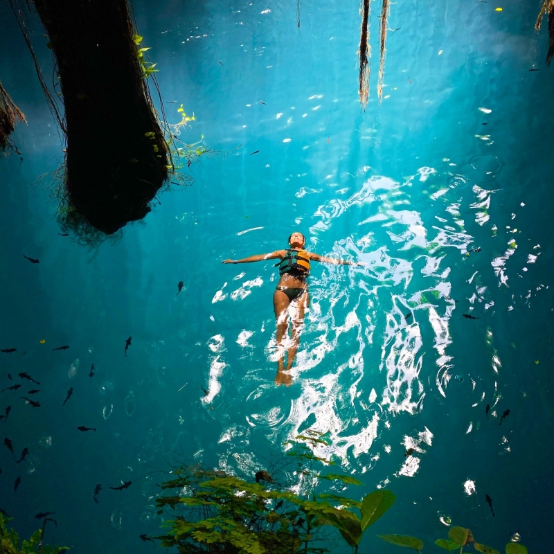 Cenote Oxman zwemvest huren