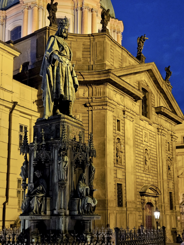Dan Brown boek locaties Praag