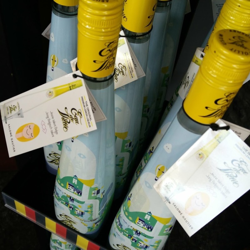 Biercée Eau-de-villée citroenlikeur Biercée Eau-de-villée citroenlikeur