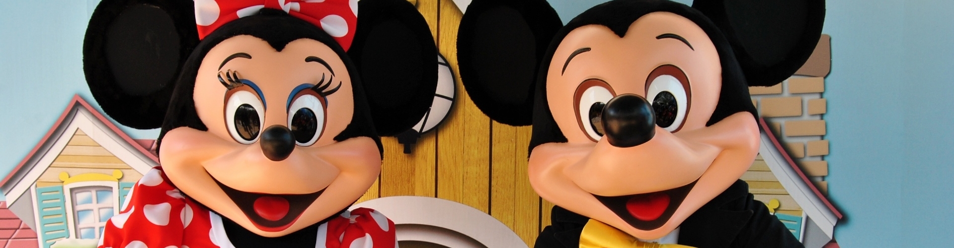 Goedkoop naar Disneyland Parijs met kinderen Goedkoop naar Disneyland Parijs met kinderen: tips voor tickets, hotel en vervoer