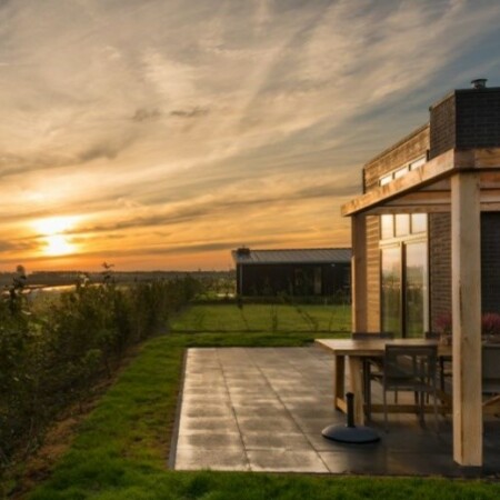 Vakantiehuisje aan zee in Zuid-Holland