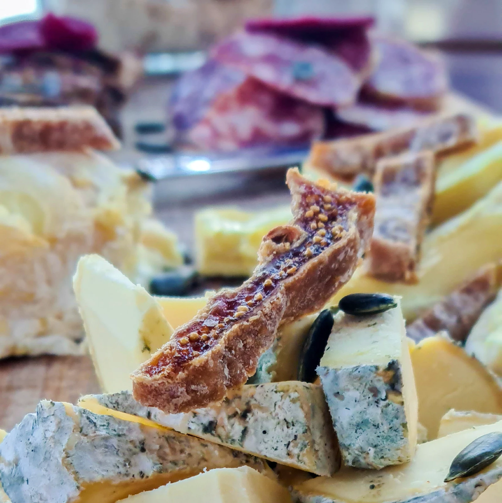 Kaasplank bij La Péniche in Tournon-sur-Rhône