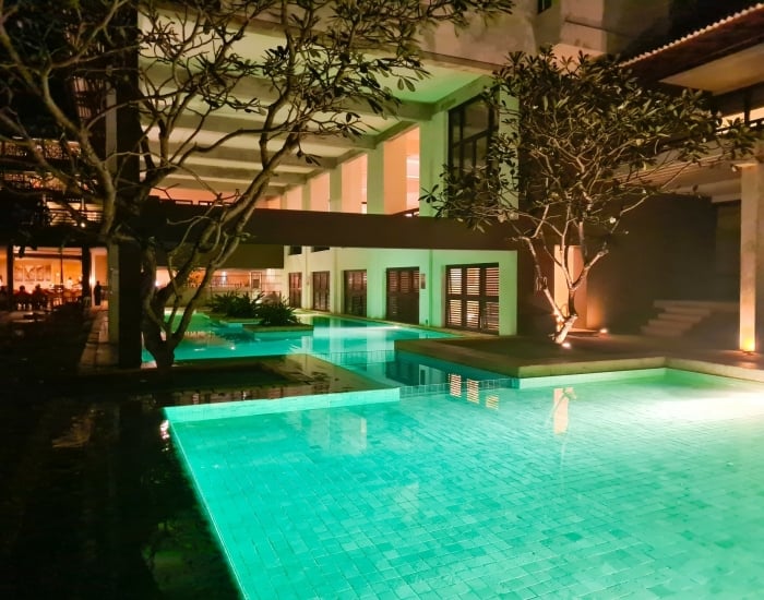 Kindvriendelijk hotel Negombo met zwembaden Kindvriendelijk hotel Negombo met zwembaden