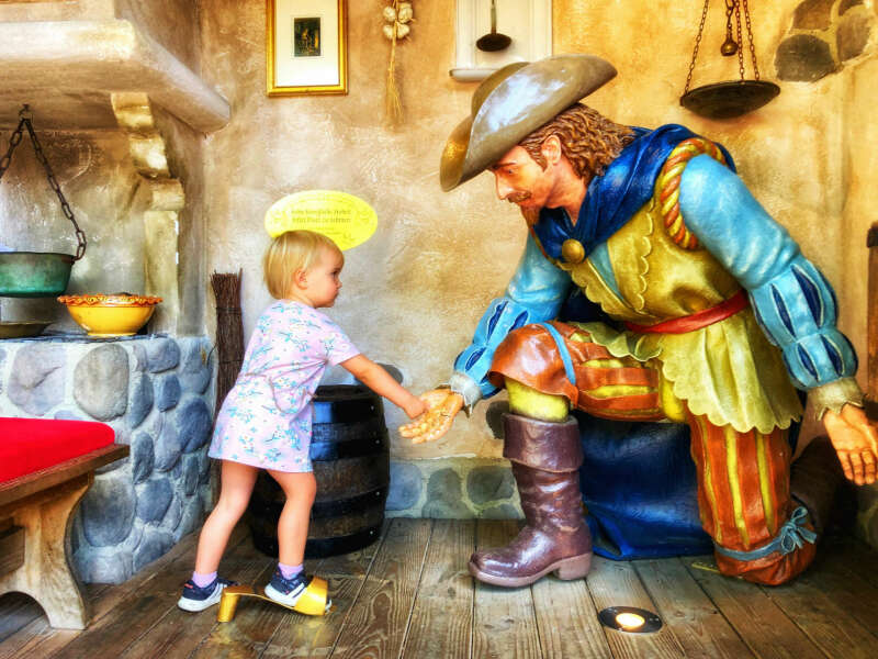 Sprookjes van Grimm Europa-Park met peuter