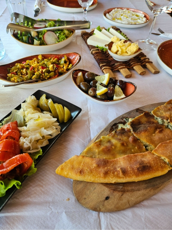 Kookworkshop Albanië lunch Restaurant Roshniku