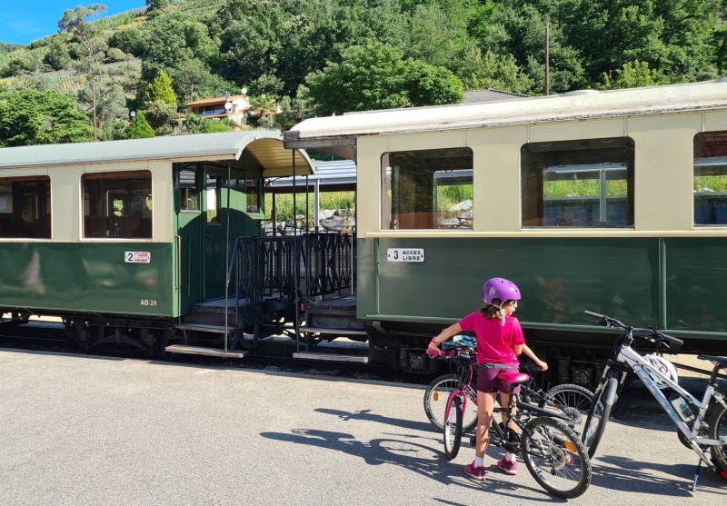Le Mastrou trein in de Ardèche bij La Dolce Via