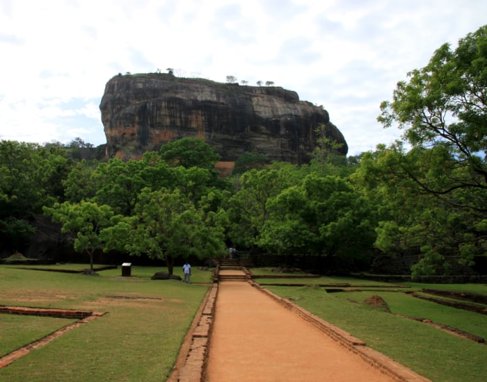 Leeuwenrots Sri Lanka met kinderen