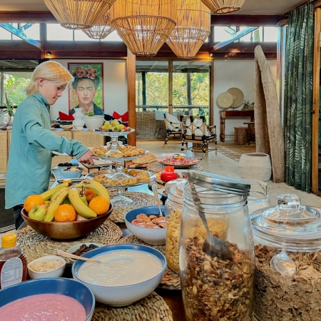 Makakatana Bay Lodge ontbijt