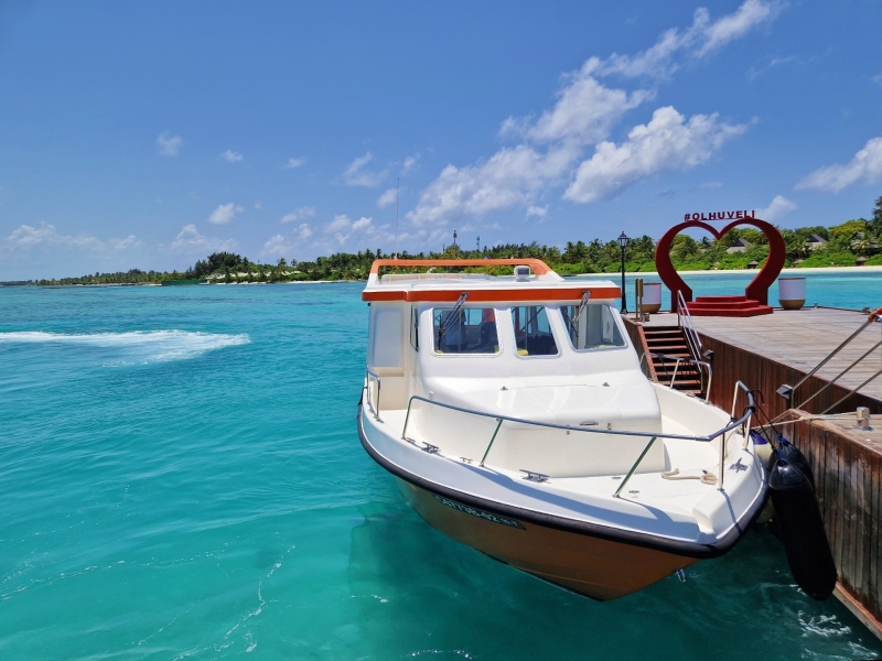 Met boot naar de Malediven
