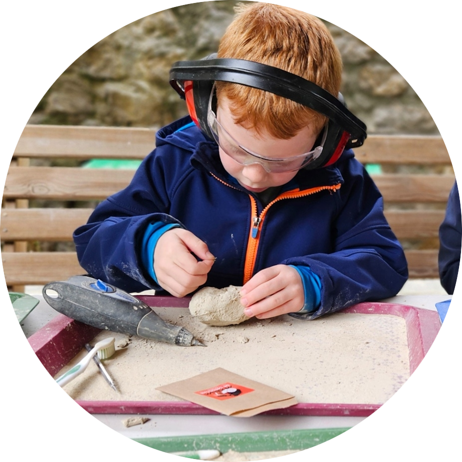 Museum Ardeche met kinderen fossielen
