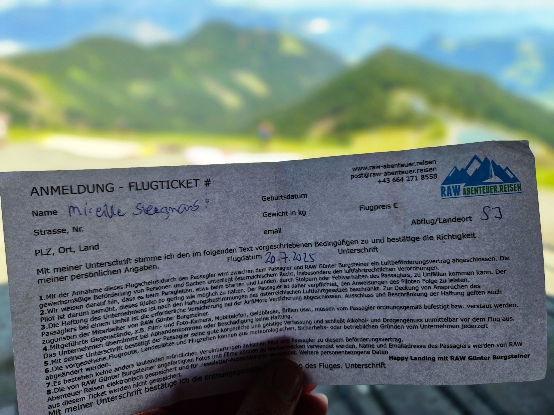 Tandemvlucht van RAW Abenteuer Reisen boven het Zillertal