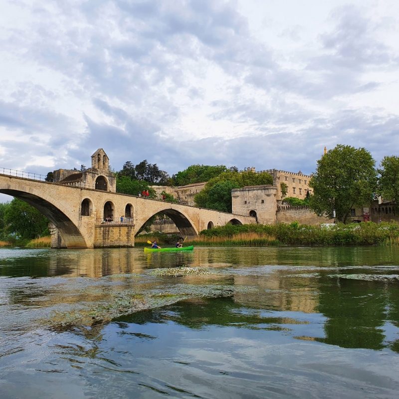 Pont d'Avignon met kinderen