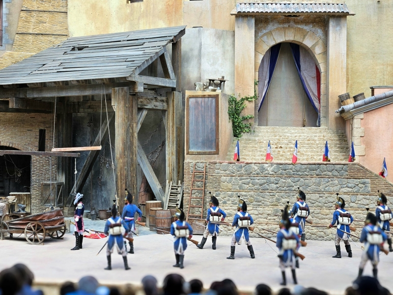 Puy du Fou Spanje El Tambor de la Libertad soldaten Puy du Fou Spanje El Tambor de la Libertad soldaten