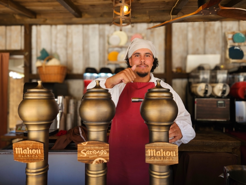 Puy du Fou Spanje horeca historische stijl Puy du Fou Spanje horeca historische stijl