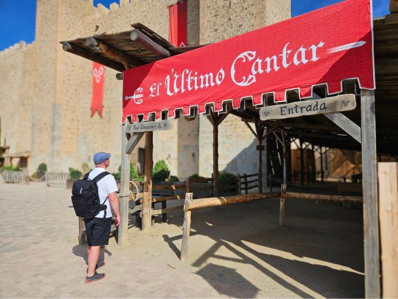 Puy du Fou Spanje ingang El Ultimo Cantar Puy du Fou Spanje: ingang van El Último Cantar bij het kasteel
