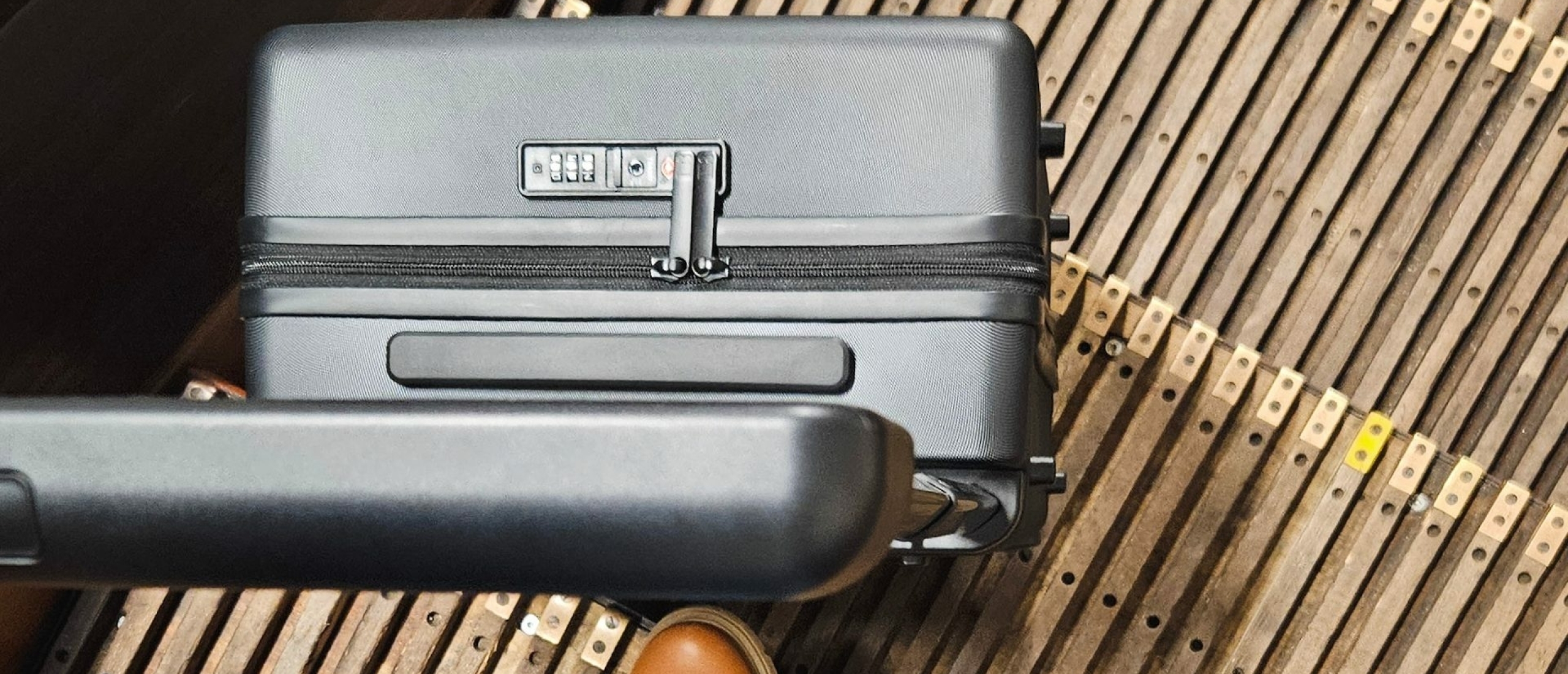 Review LEVEL8 Voyageur Carry-On 20''