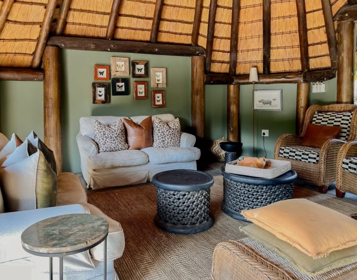 Rhino River Lodge Manyoni Private Game Reserve