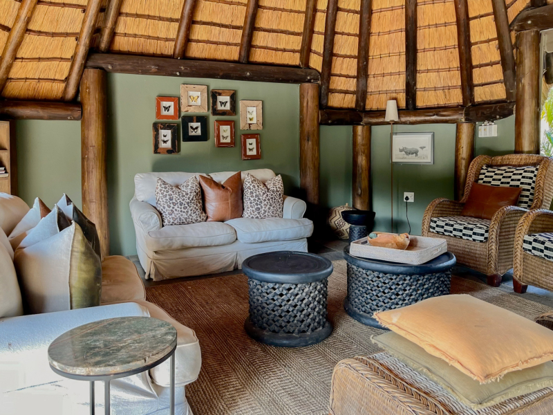 Rhino River Lodge Manyoni Private Game Reserve